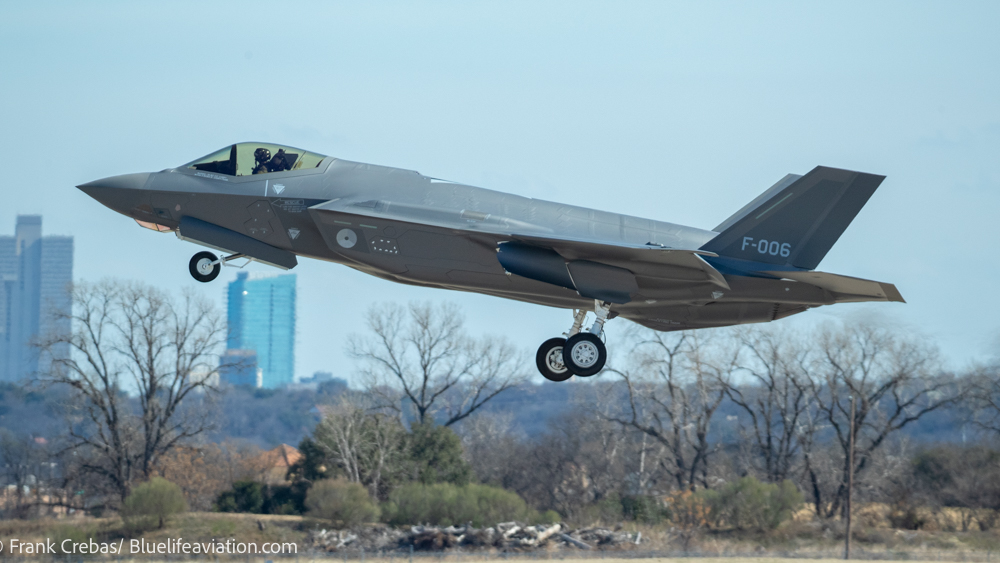 Volg de roll out van de F-35 via de live stream!